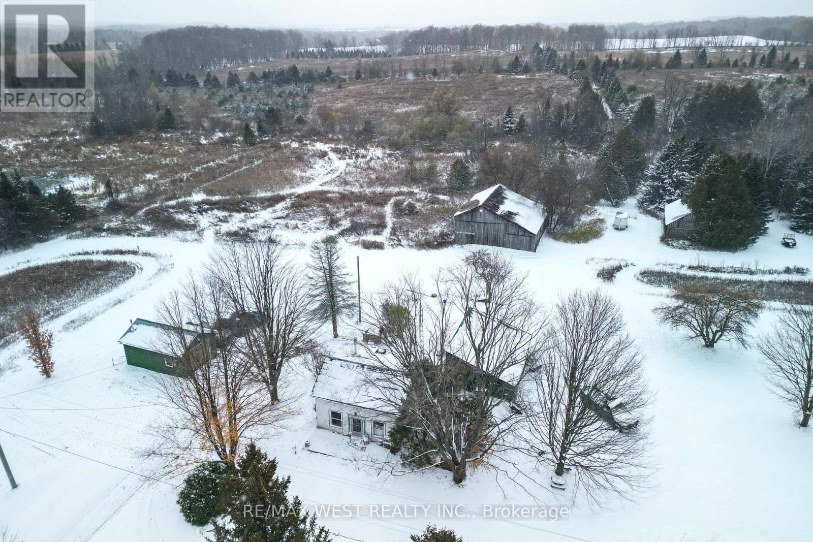 16062 Mountainview Road, Caledon, Ontario  L7C 2V3 - Photo 11 - W12543440