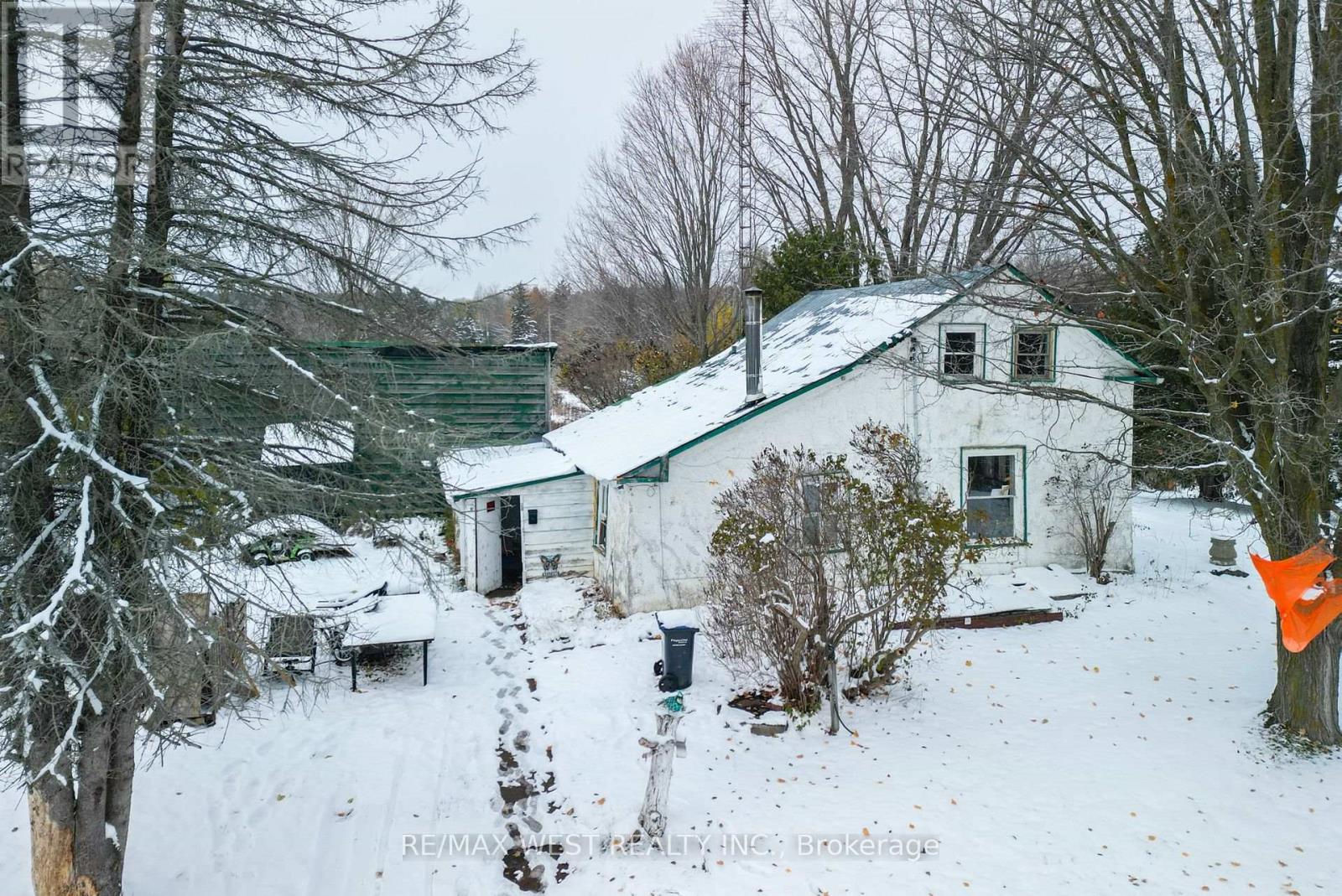 16062 Mountainview Road, Caledon, Ontario  L7C 2V3 - Photo 12 - W12543440