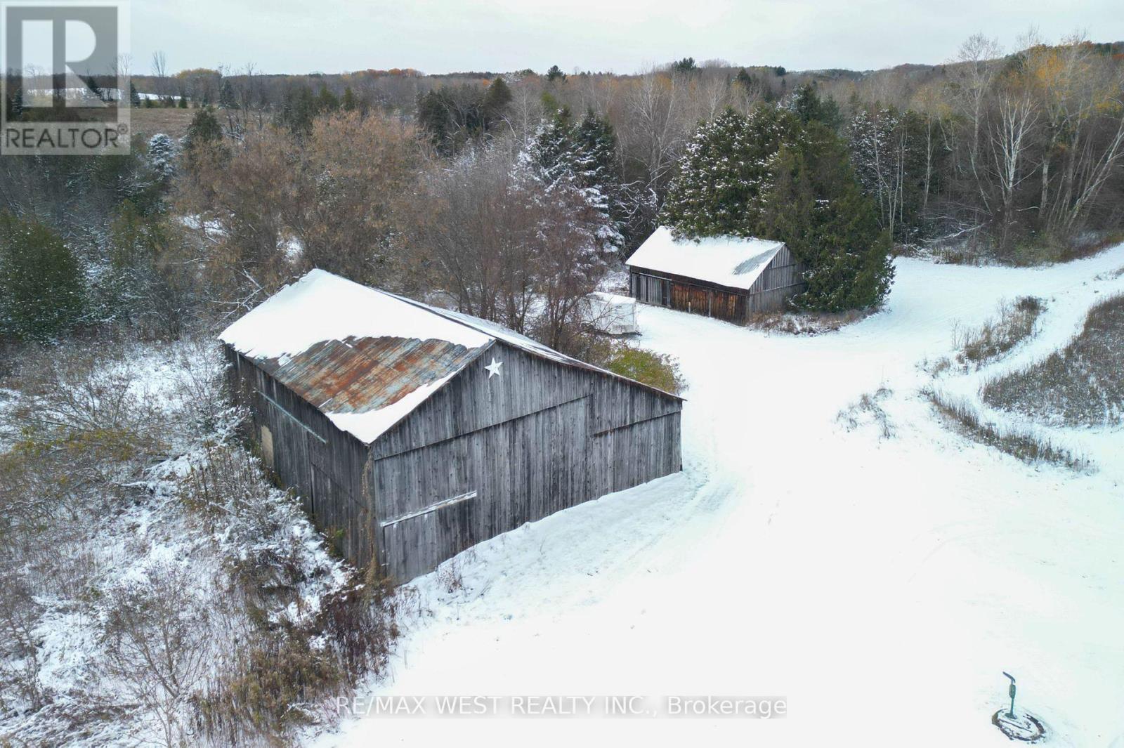 16062 Mountainview Road, Caledon, Ontario  L7C 2V3 - Photo 13 - W12543440