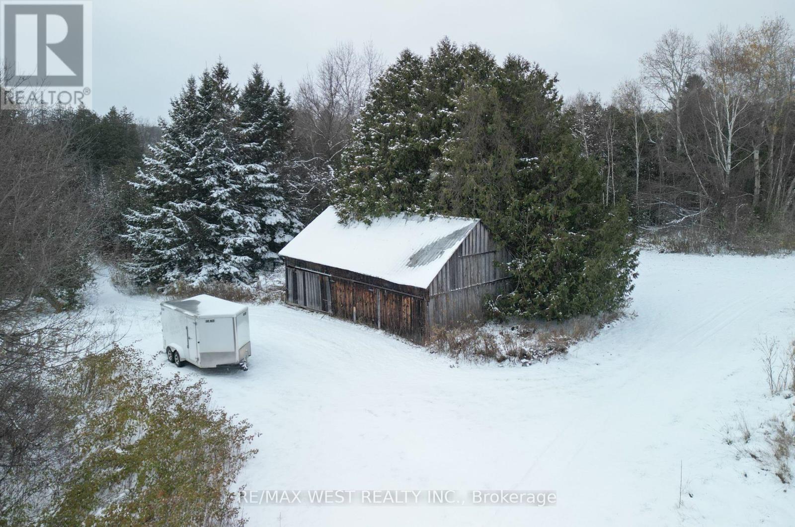 16062 Mountainview Road, Caledon, Ontario  L7C 2V3 - Photo 14 - W12543440