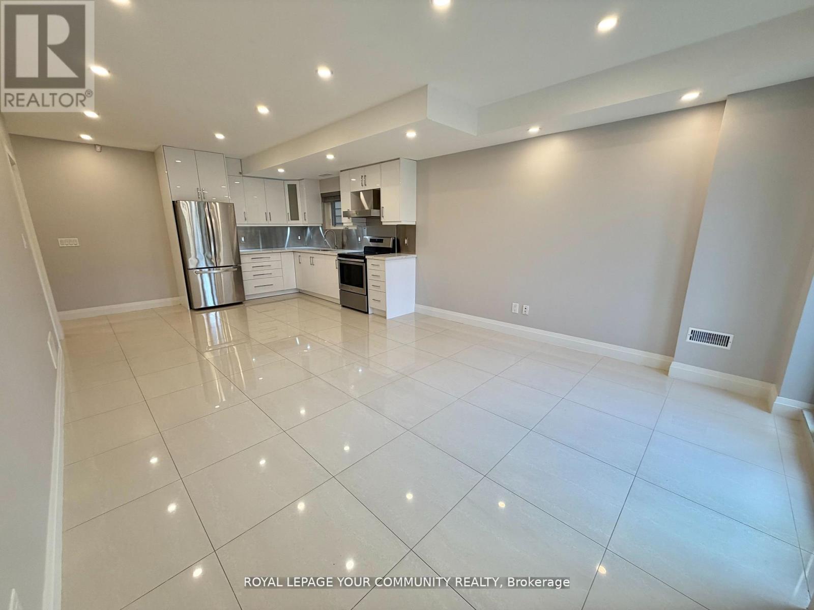 Basement - 62 30th Street, Toronto, Ontario  M8W 3B8 - Photo 4 - W12543442