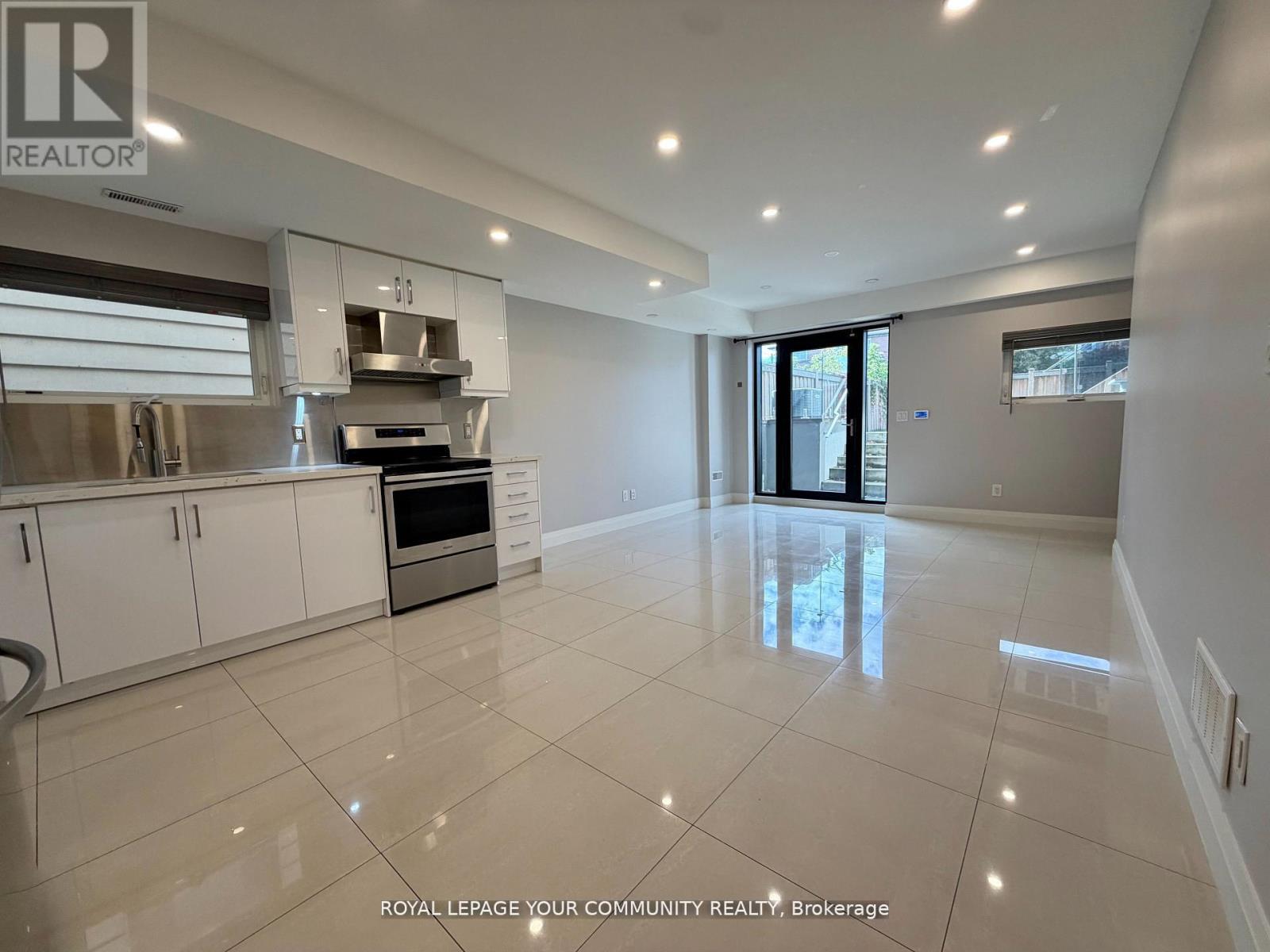 Basement - 62 30th Street, Toronto, Ontario  M8W 3B8 - Photo 5 - W12543442