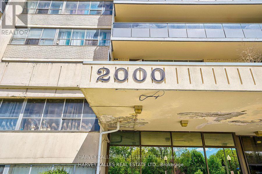2011 - 2000 Sheppard Avenue W, Toronto, Ontario  M3N 1A2 - Photo 3 - W12543446