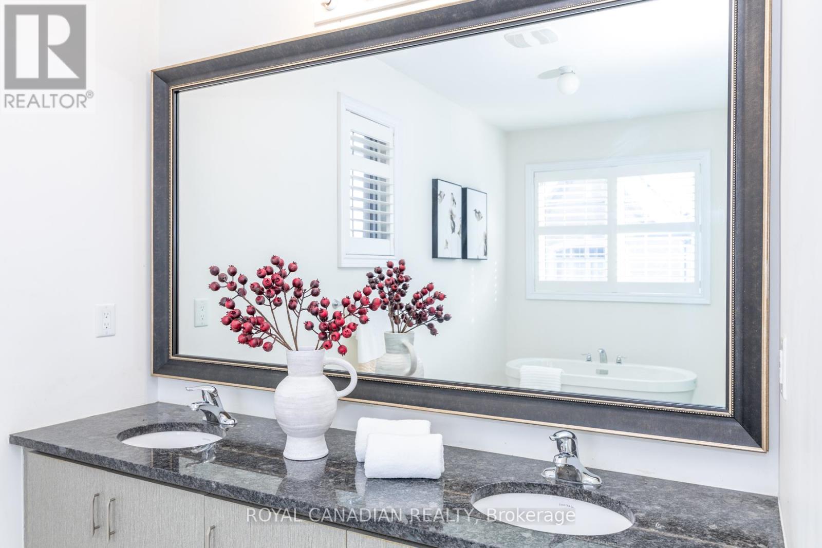 24 Buttonwood Road, Brampton, Ontario  L6P 4J8 - Photo 36 - W12543450