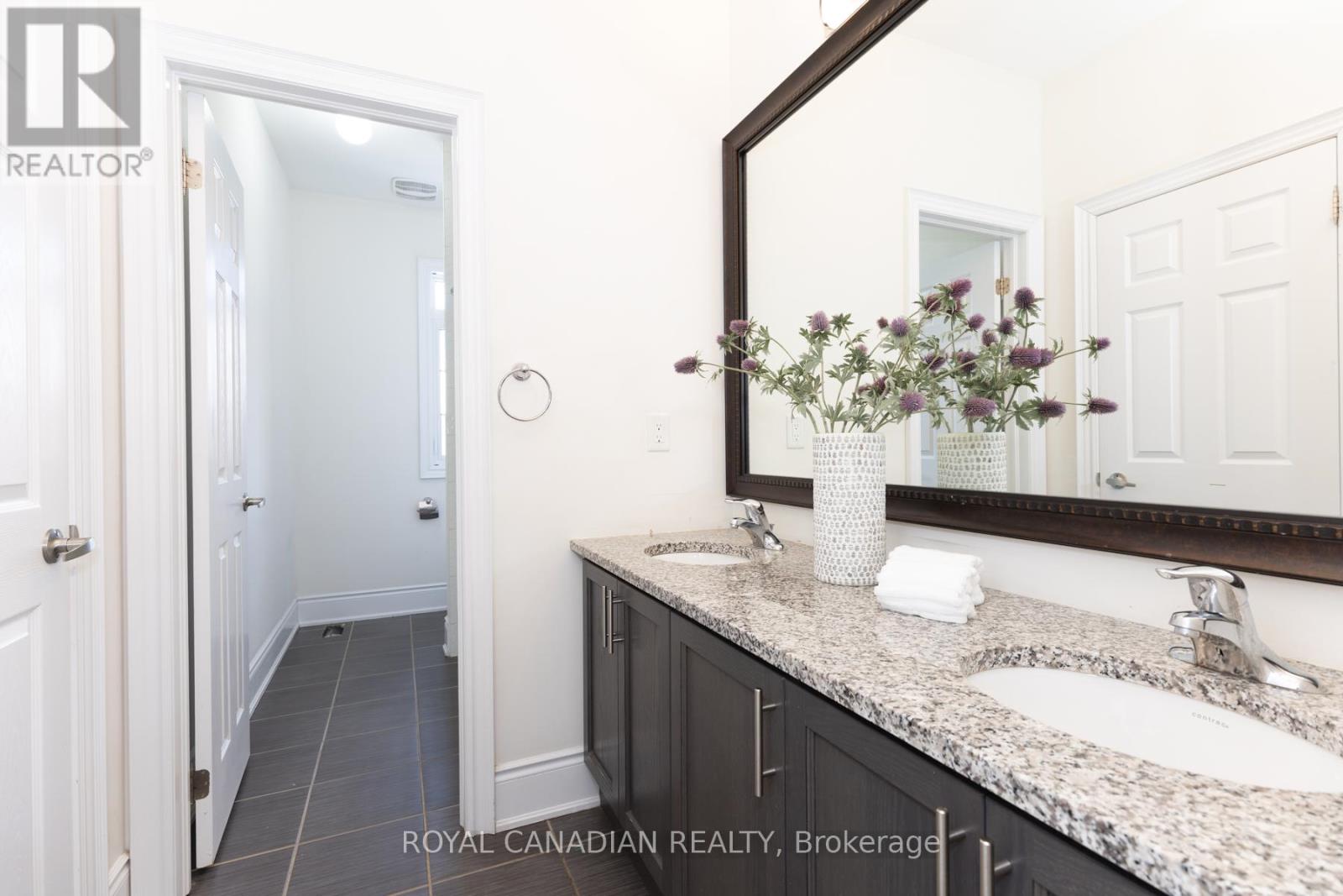 24 Buttonwood Road, Brampton, Ontario  L6P 4J8 - Photo 48 - W12543450