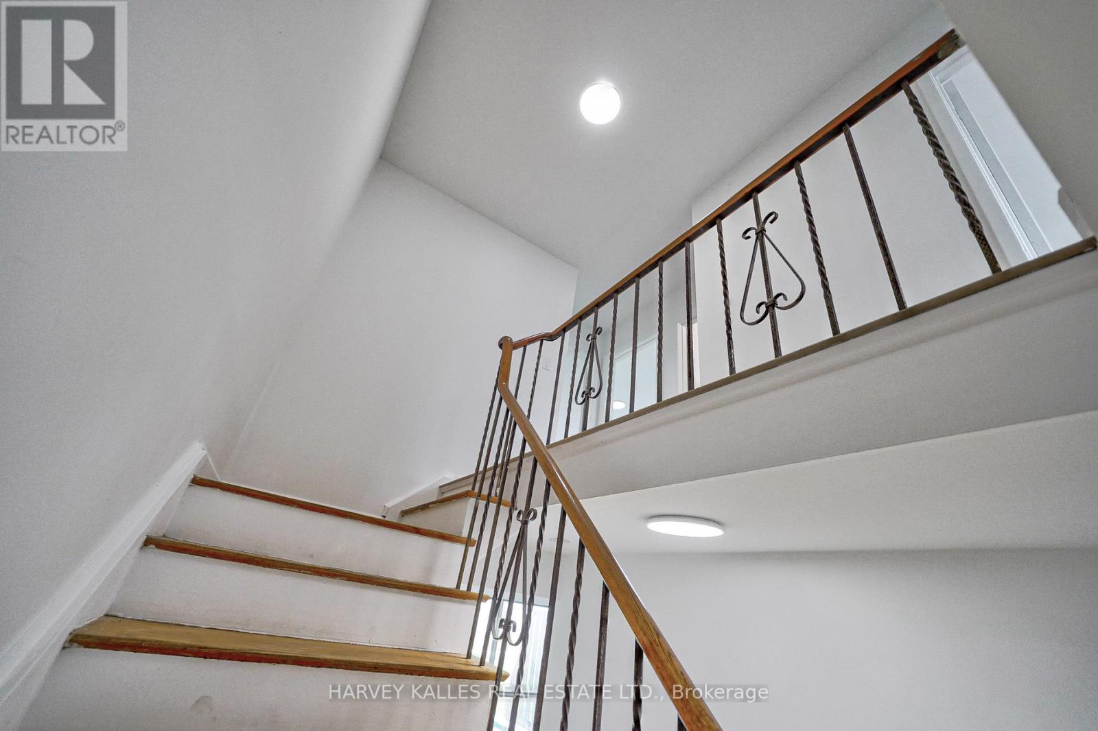 Th102 - 2012 Sheppard Avenue W, Toronto, Ontario  M3N 1A2 - Photo 22 - W12543464