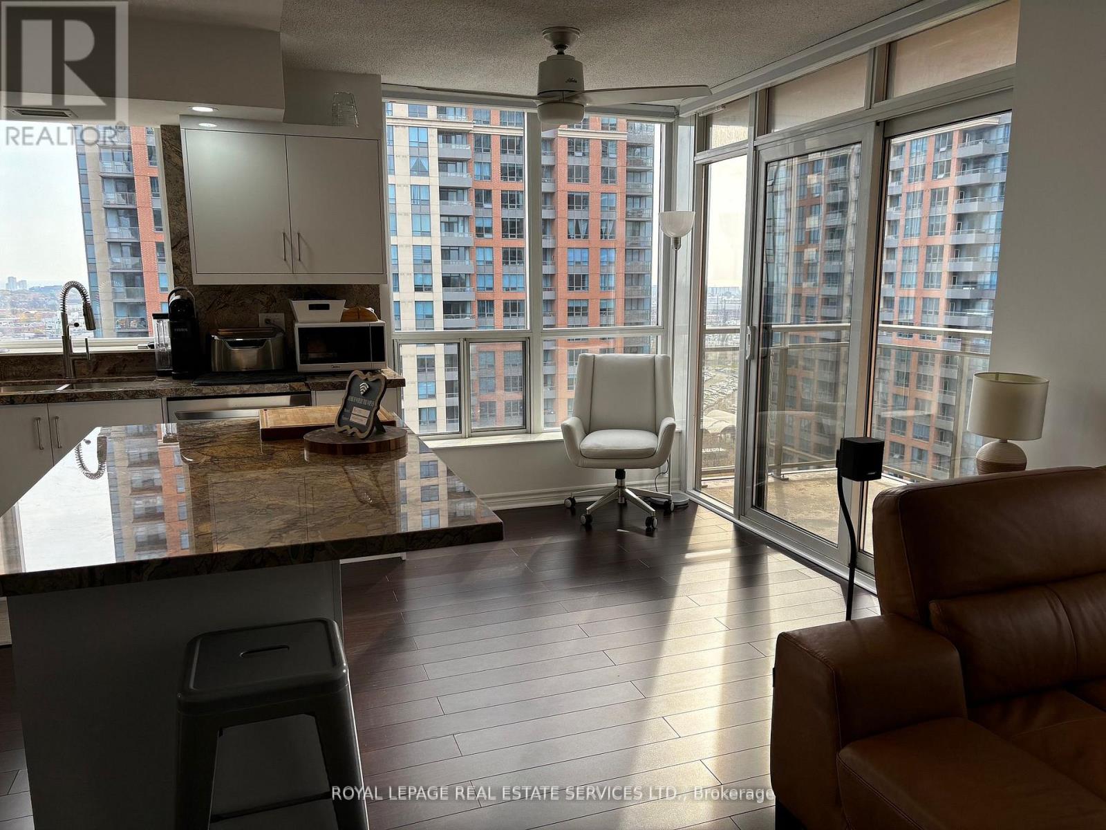 1210 - 5229 Dundas Street West Street W, Toronto, Ontario  M9B 6L9 - Photo 4 - W12543488