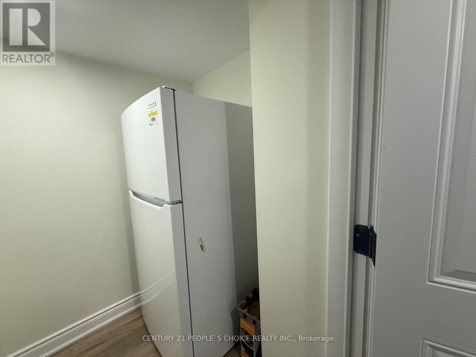 Lower - 99 Stewardship Road E, Brampton, Ontario  L7A 4W5 - Photo 9 - W12543490