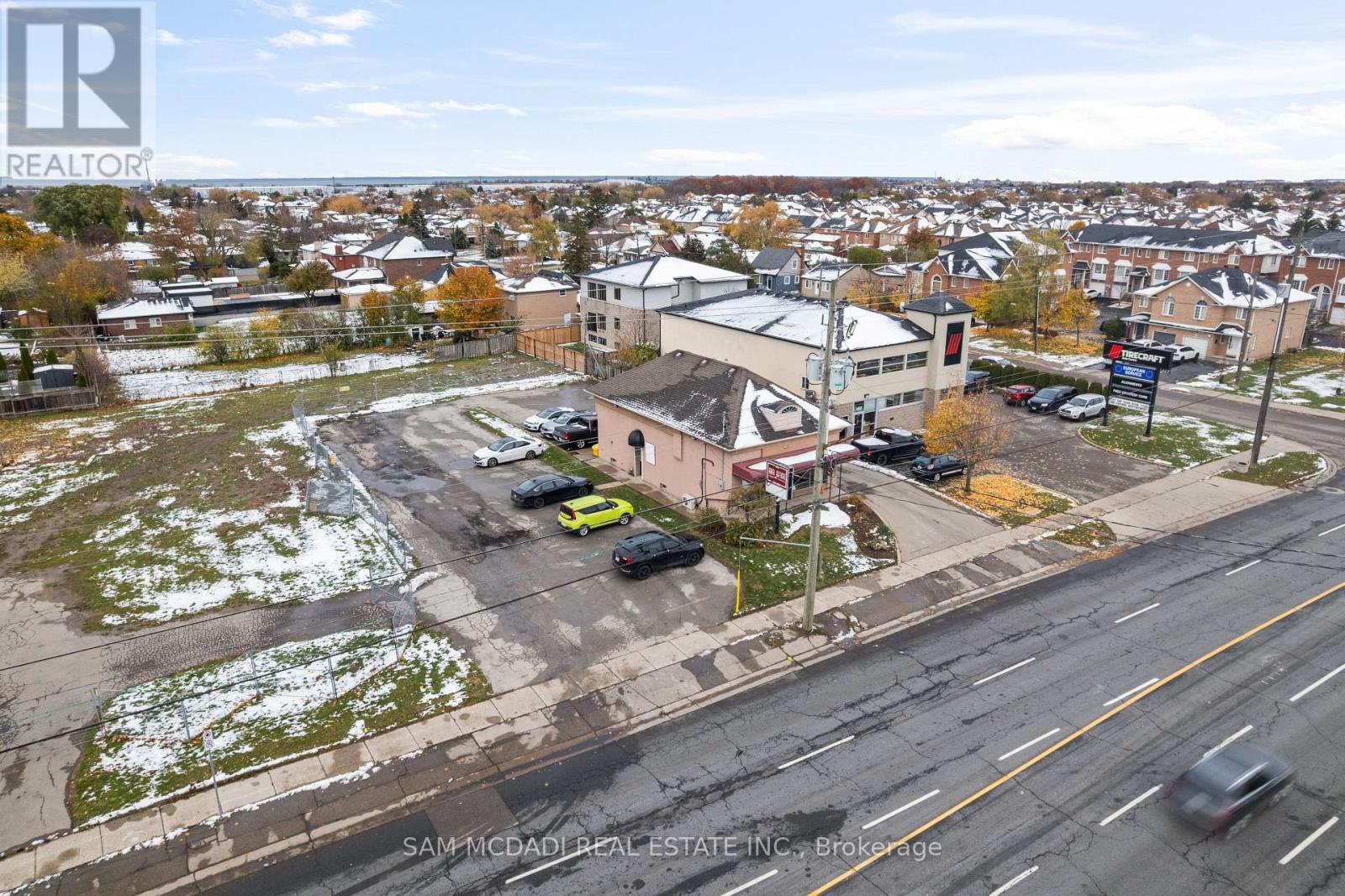 423 Highway 8 Highway, Hamilton, Ontario L8G 1G1 - Photo 14 - X12543434