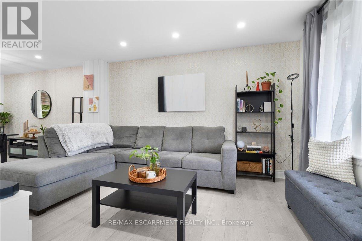 133 Frederick Avenue, Hamilton, Ontario  L8H 4L1 - Photo 13 - X12543448