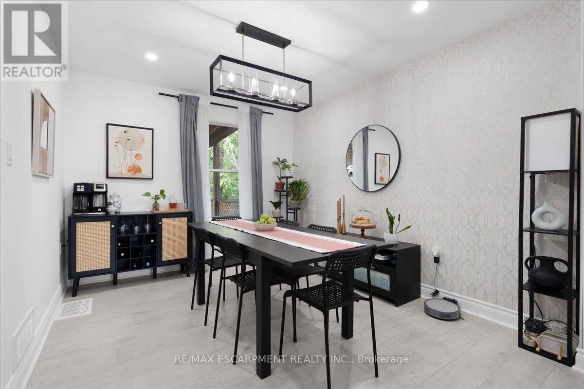 133 Frederick Avenue, Hamilton, Ontario  L8H 4L1 - Photo 15 - X12543448