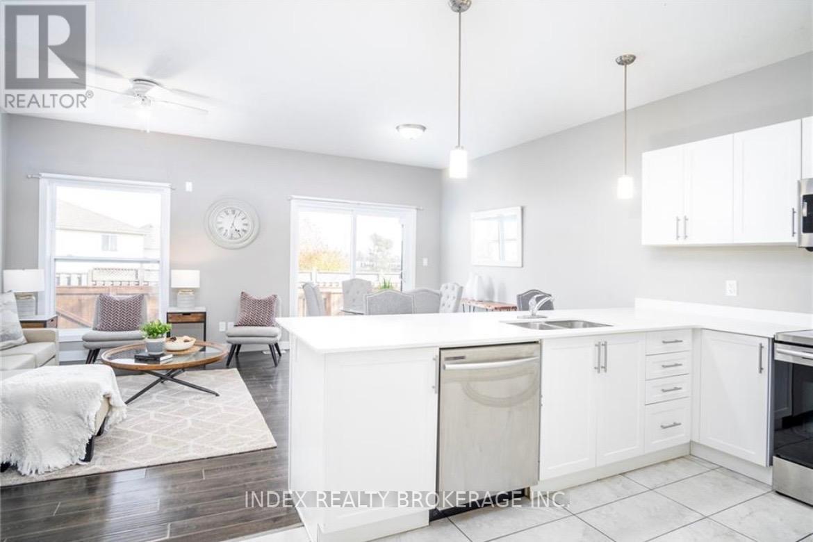 16 - 439 Athlone Avenue S, Woodstock, Ontario  N4V 0C8 - Photo 2 - X12543478