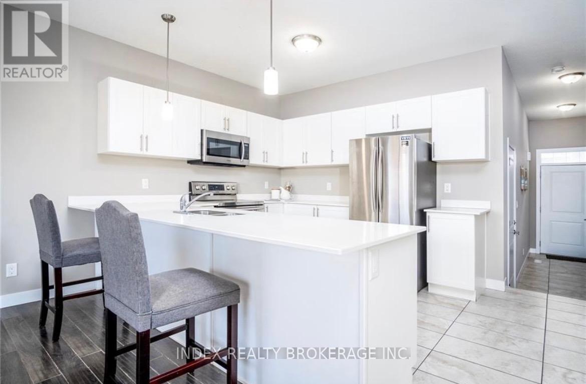 16 - 439 Athlone Avenue S, Woodstock, Ontario  N4V 0C8 - Photo 4 - X12543478