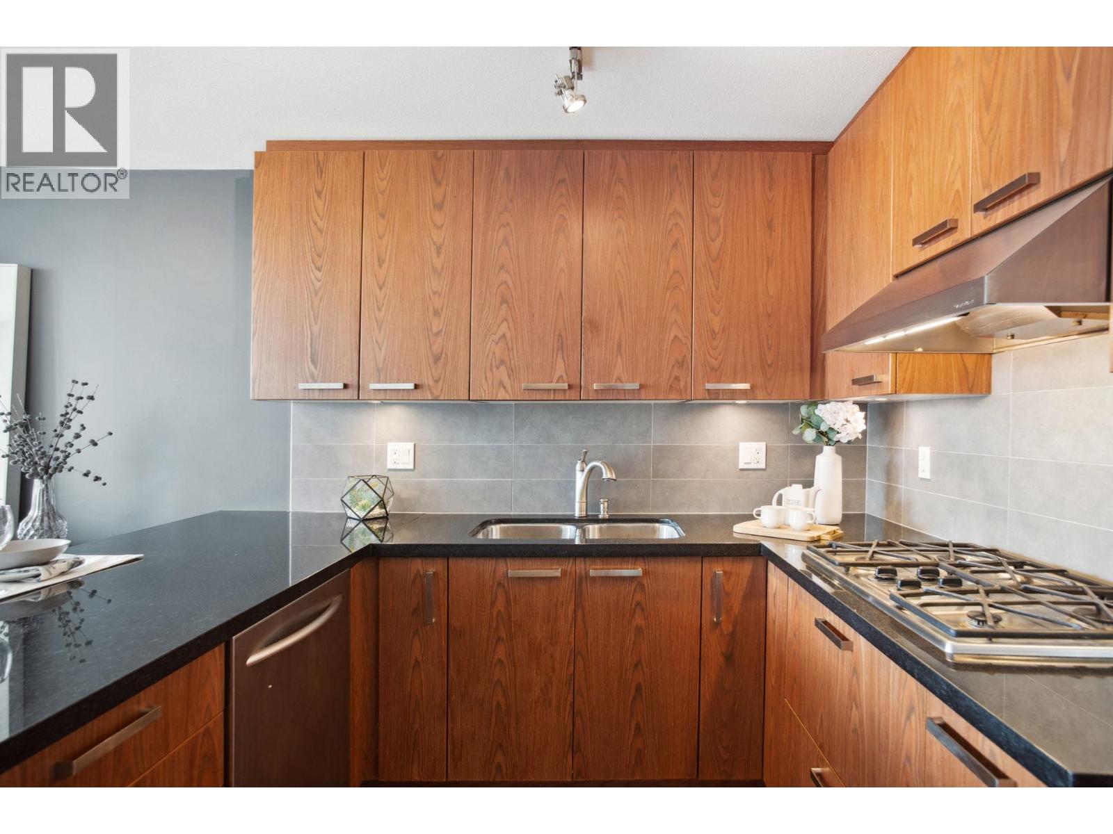 505 3228 Tupper Street, Vancouver, British Columbia  V5Z 4S7 - Photo 15 - R3067360