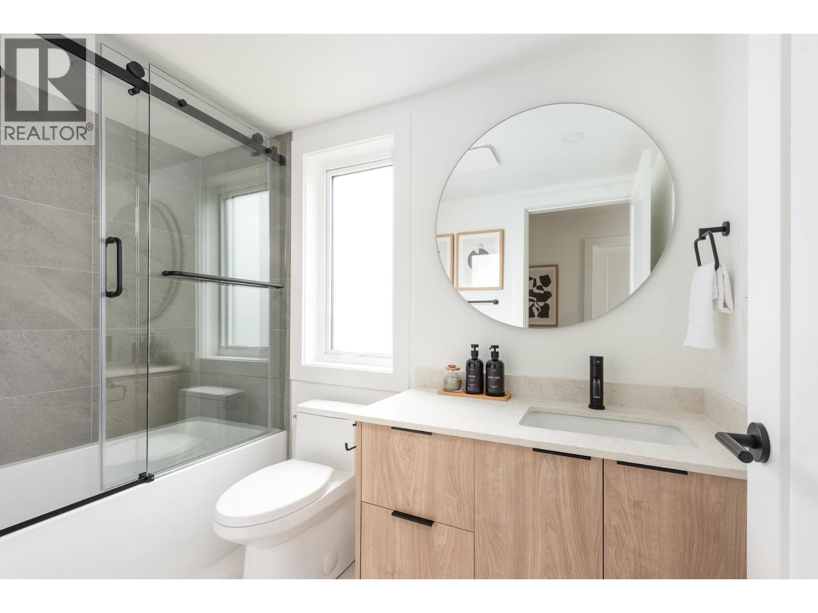 103 1132 Howse Place, Coquitlam, British Columbia  V0V 0V0 - Photo 23 - R3067366