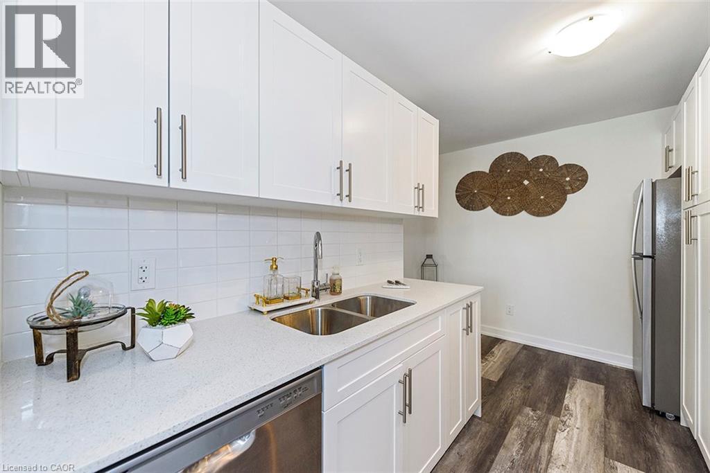 88 Tunbridge Crescent Unit# 41, Hamilton, Ontario L8W 1L3 - Photo 10 - 40788221