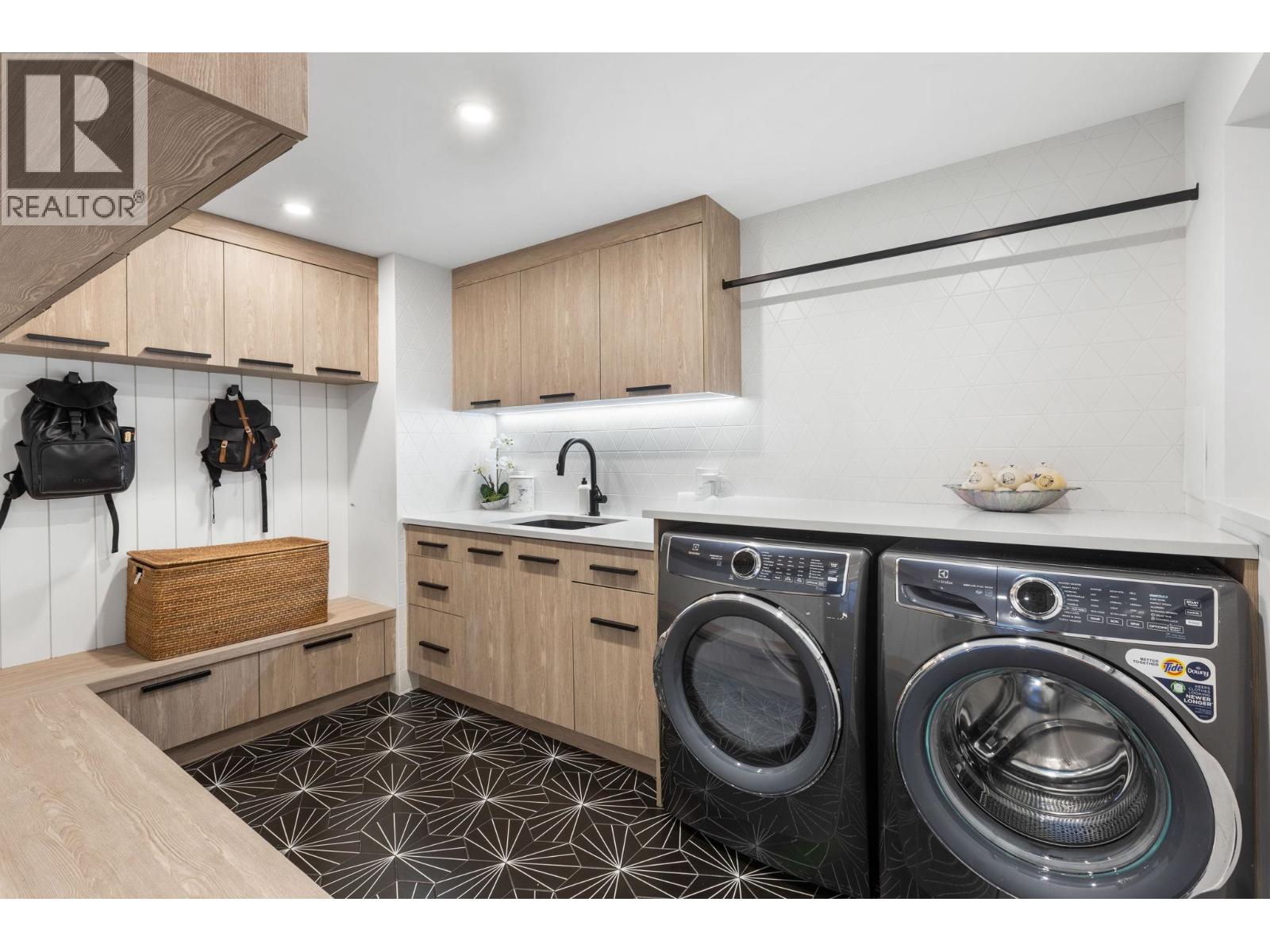 4740 Albert Street, Burnaby, British Columbia V5C 2G9 - Photo 29 - R3067361