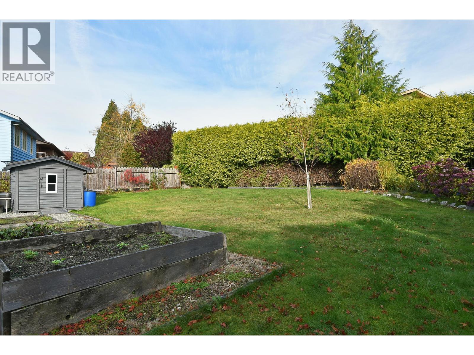 4926 Laurel Avenue, Sechelt, British Columbia  V7Z 0B7 - Photo 32 - R3067379