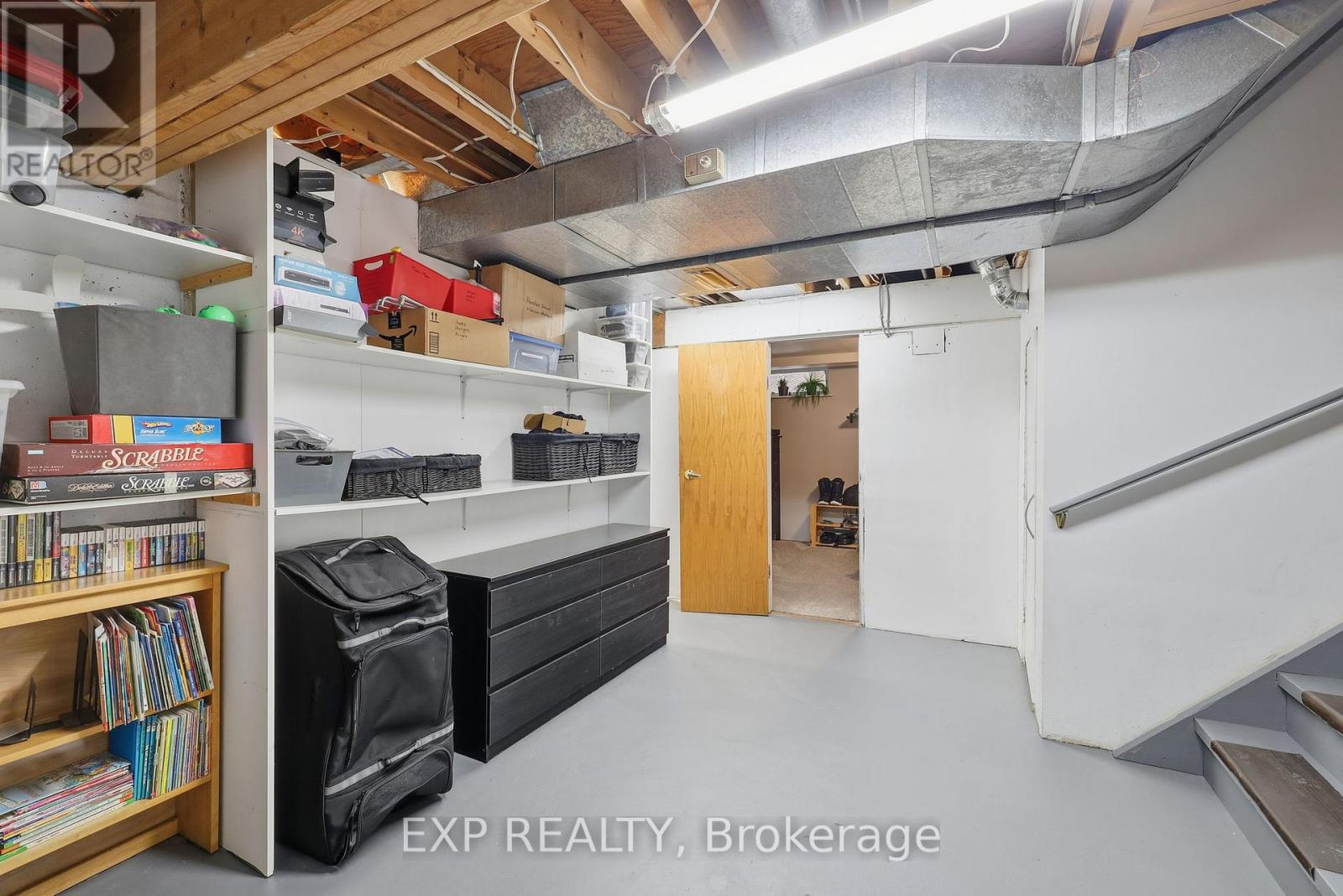 Photo 39 of 46 for 125 Gibson Crescent