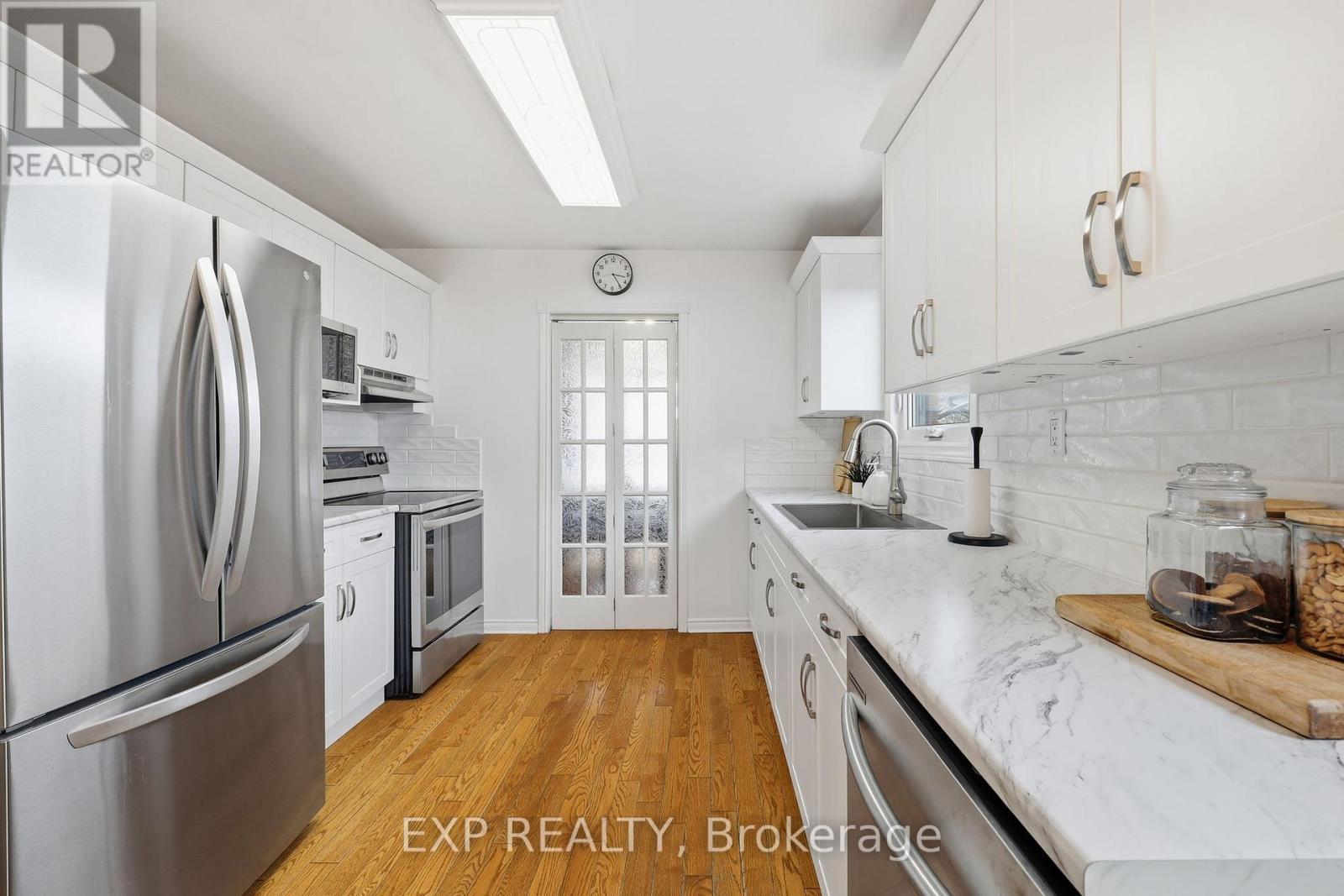 125 Gibson Crescent, Lucan Biddulph, Ontario  N0M 2J0 - Photo 18 - X12543258