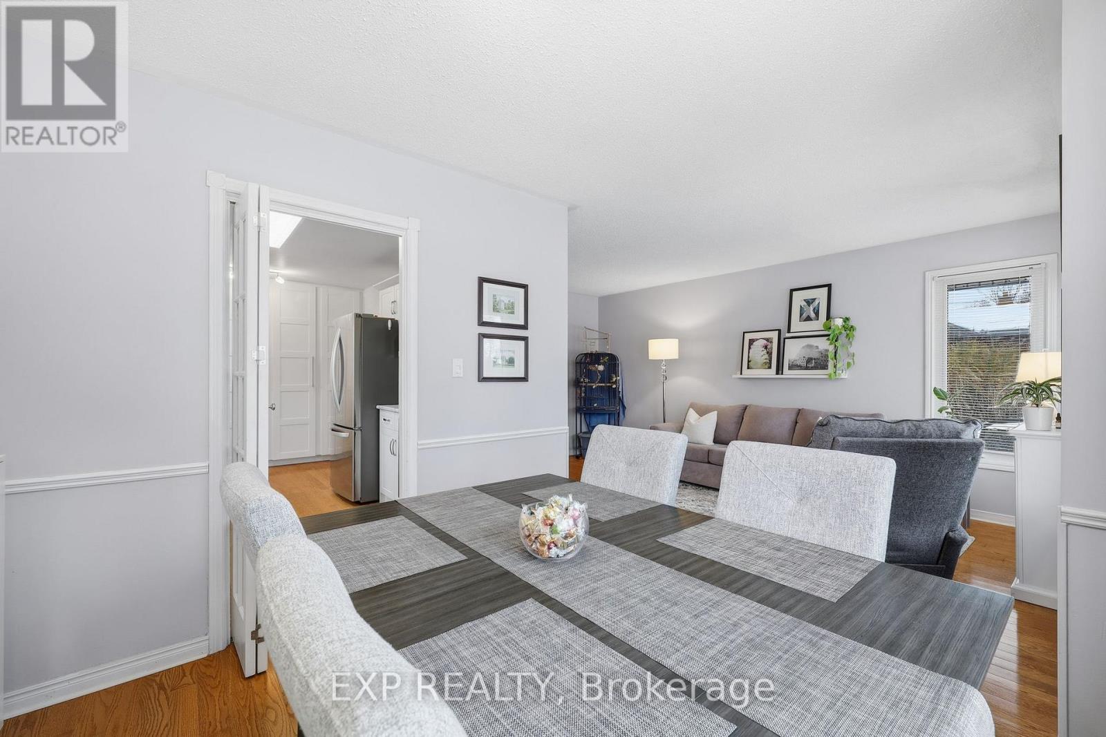 125 Gibson Crescent, Lucan Biddulph, Ontario  N0M 2J0 - Photo 14 - X12543258