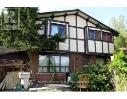 40 STANLAND DRIVE, Toronto, Ontario