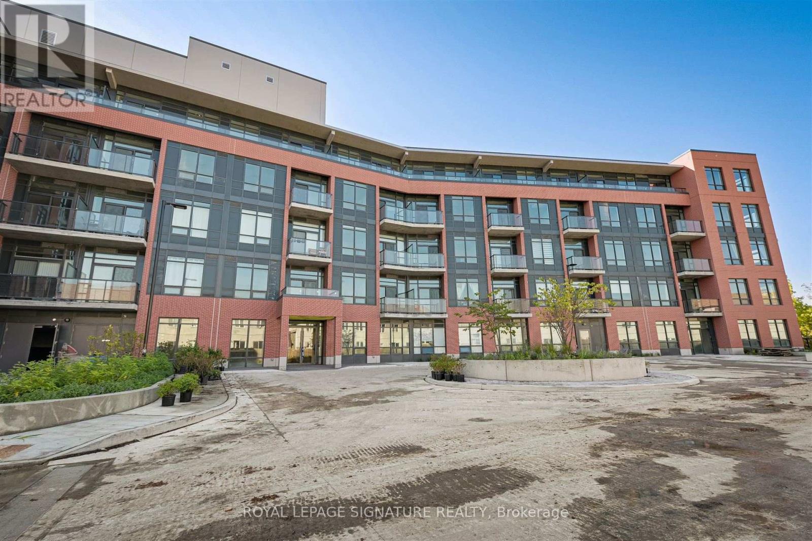 220 - 1010 Dundas Street E, Whitby, Ontario  L1N 2K2 - Photo 2 - E12543530