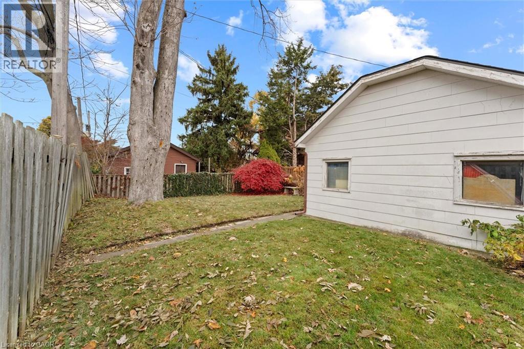 2209 Lincoln Road, Windsor, Ontario  N8W 2R3 - Photo 31 - 40787967