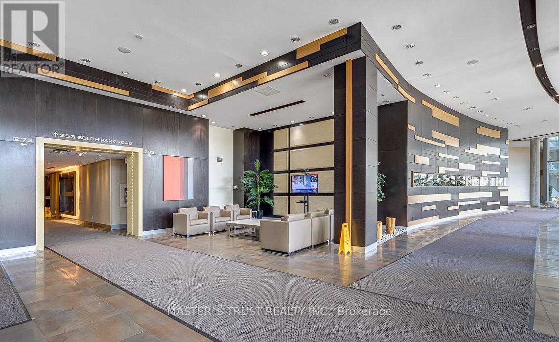 709 - 273 South Park Road, Markham, Ontario L3T 0B5 - Photo 2 - N12542280