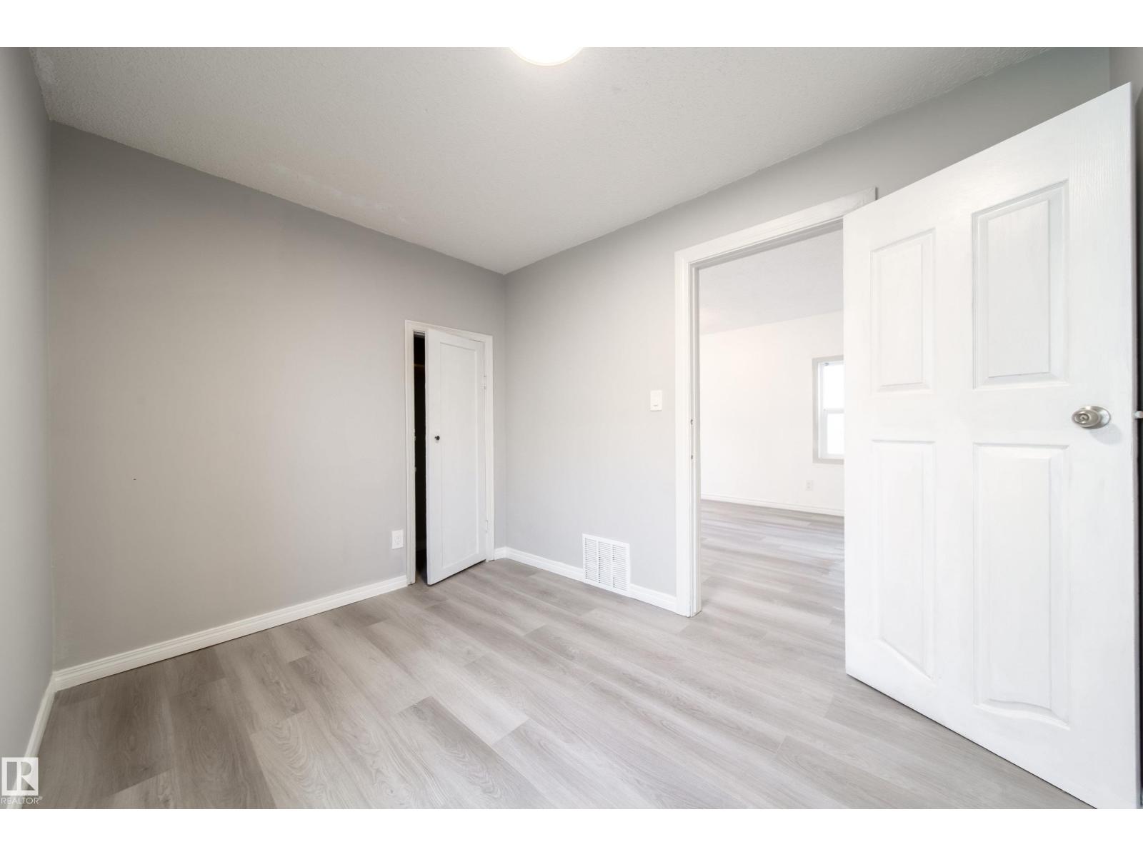 11912 77 St Nw, Edmonton, Alberta  T5G 2B4 - Photo 11 - E4465667