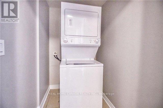 504 - 385 Prince Of Wales Drive, Mississauga, Ontario  L5B 0C6 - Photo 11 - W12543518