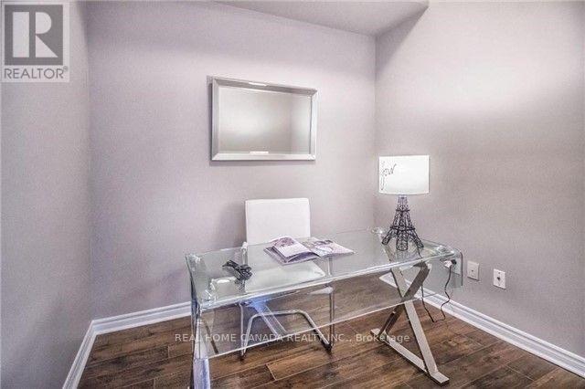 504 - 385 Prince Of Wales Drive, Mississauga, Ontario  L5B 0C6 - Photo 8 - W12543518