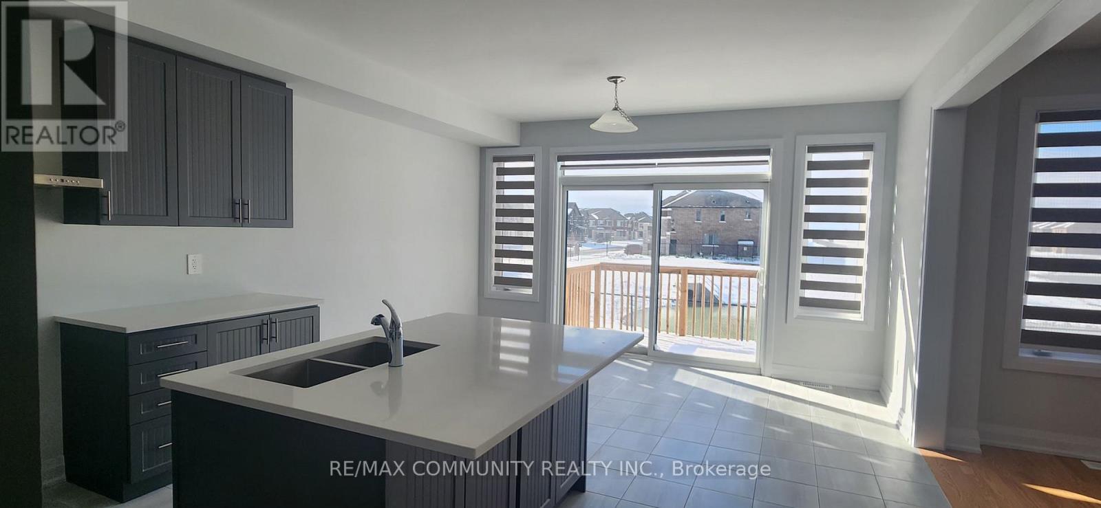 178 St Joseph Road, Kawartha Lakes, Ontario  K9V 0R6 - Photo 4 - X12543528