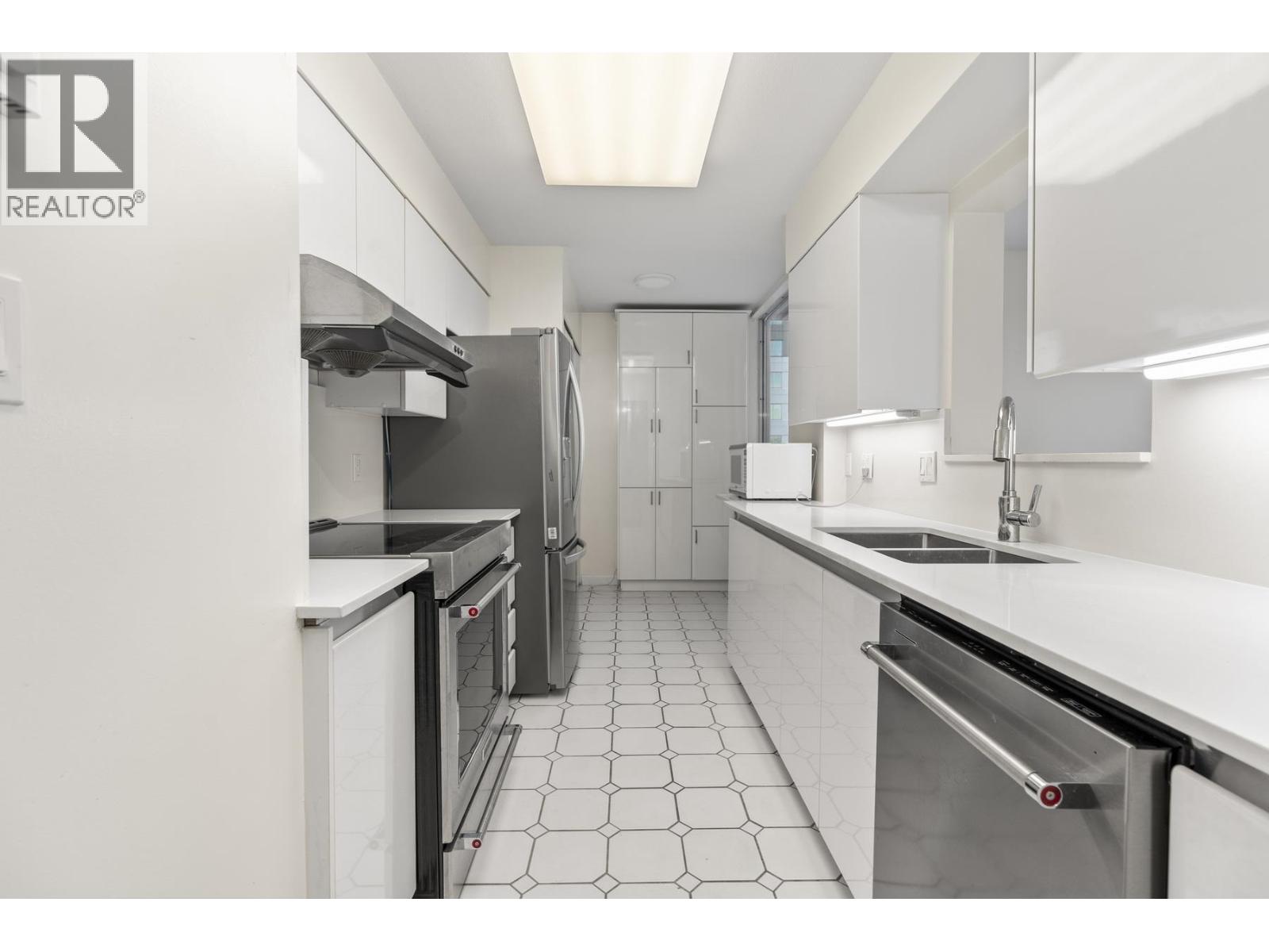 401 1235 W Broadway, Vancouver, British Columbia  V6H 1G7 - Photo 15 - R3067143