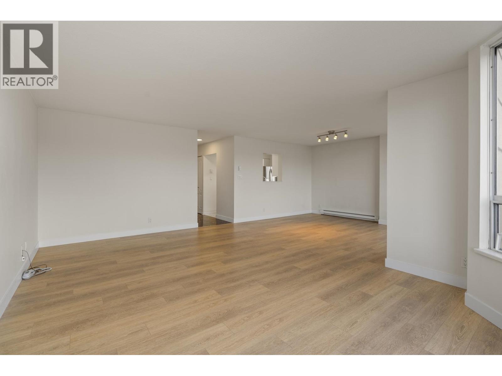 401 1235 W Broadway, Vancouver, British Columbia  V6H 1G7 - Photo 12 - R3067143