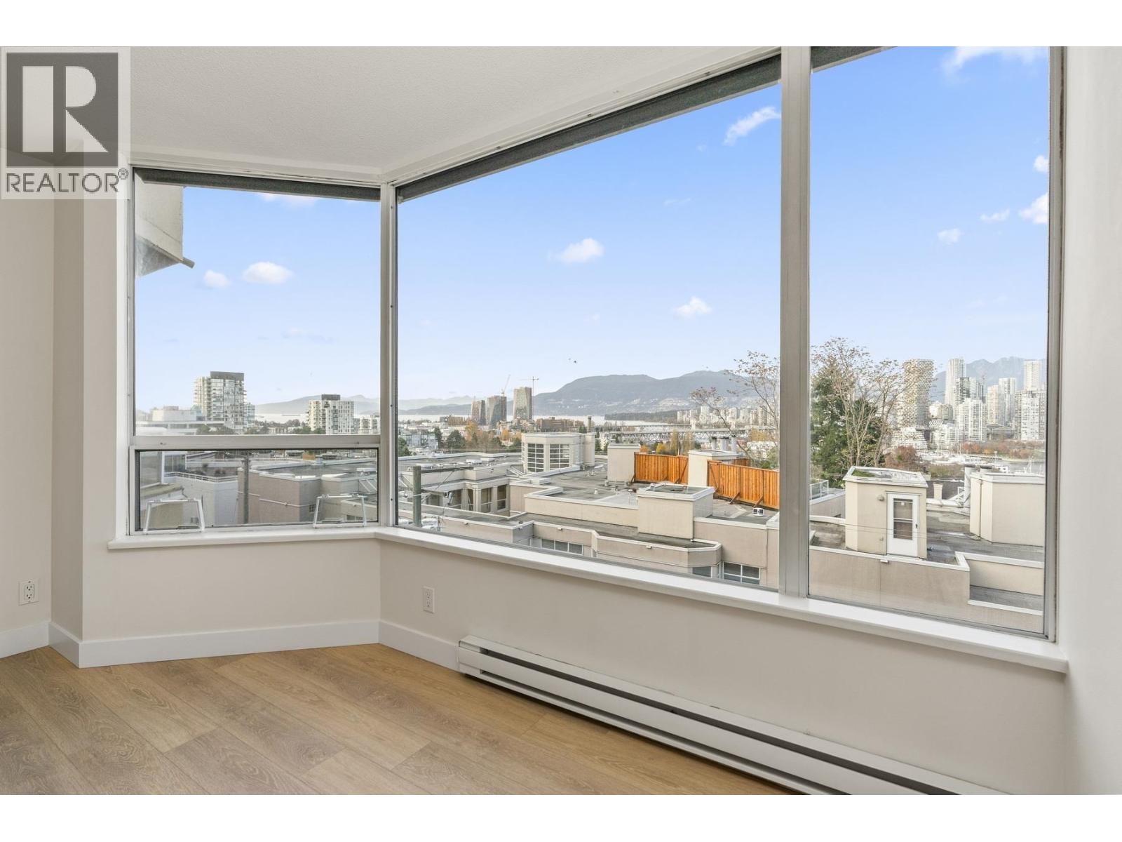 401 1235 W Broadway, Vancouver, British Columbia  V6H 1G7 - Photo 2 - R3067143