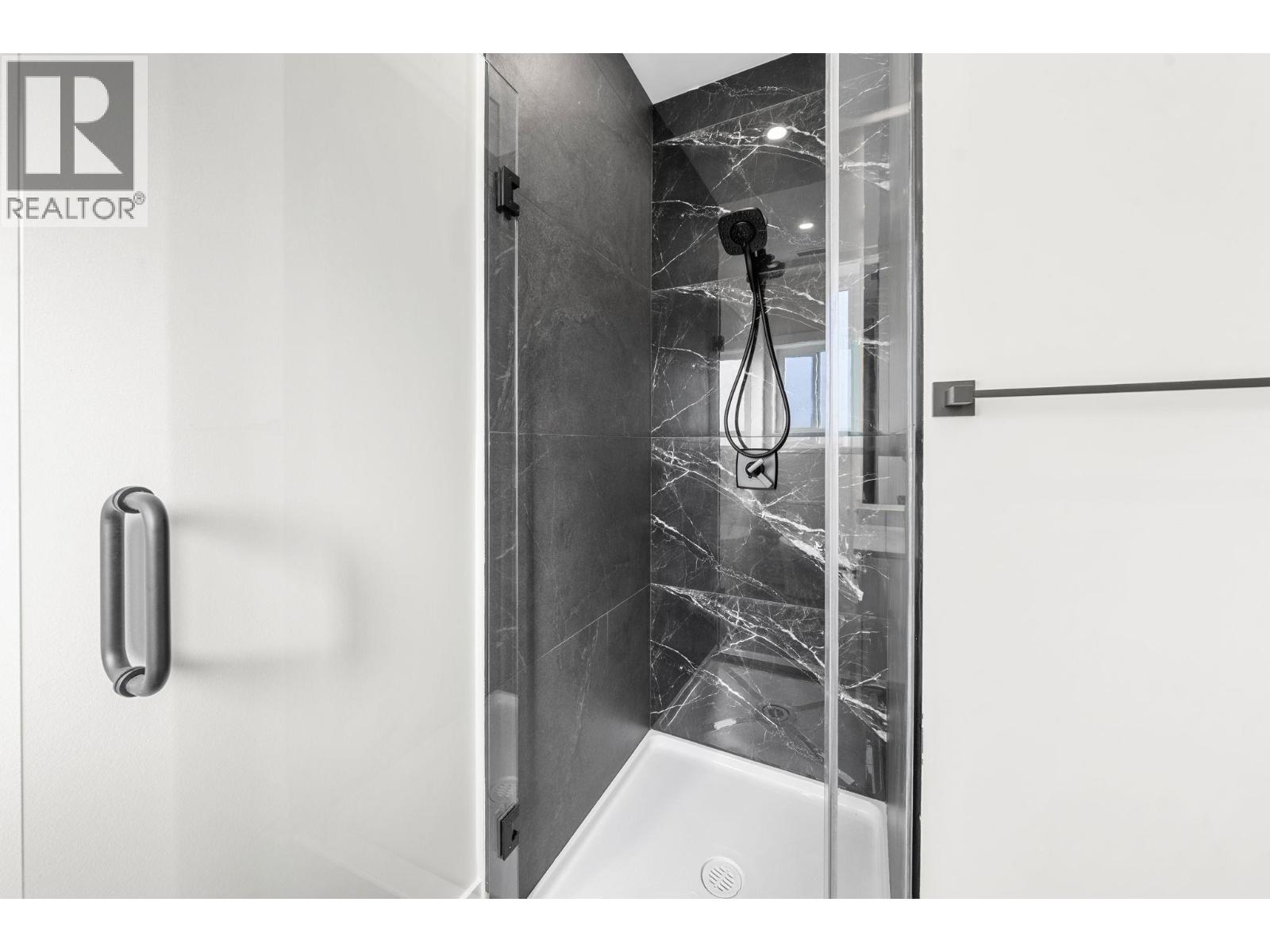 4318 Nanaimo Street, Vancouver, British Columbia  V5N 5J1 - Photo 20 - R3055330