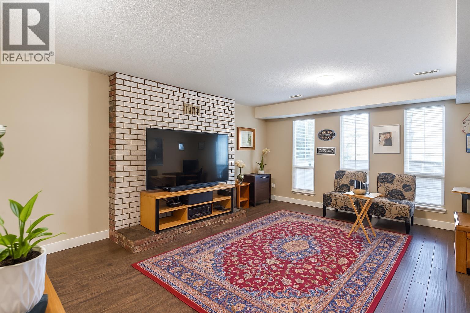 5842 Woodsworth Street, Burnaby, British Columbia V5G 1S7 - Photo 26 - R3067296