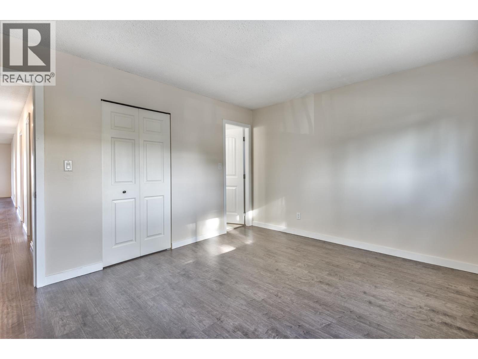 5842 Woodsworth Street, Burnaby, British Columbia V5G 1S7 - Photo 16 - R3067296