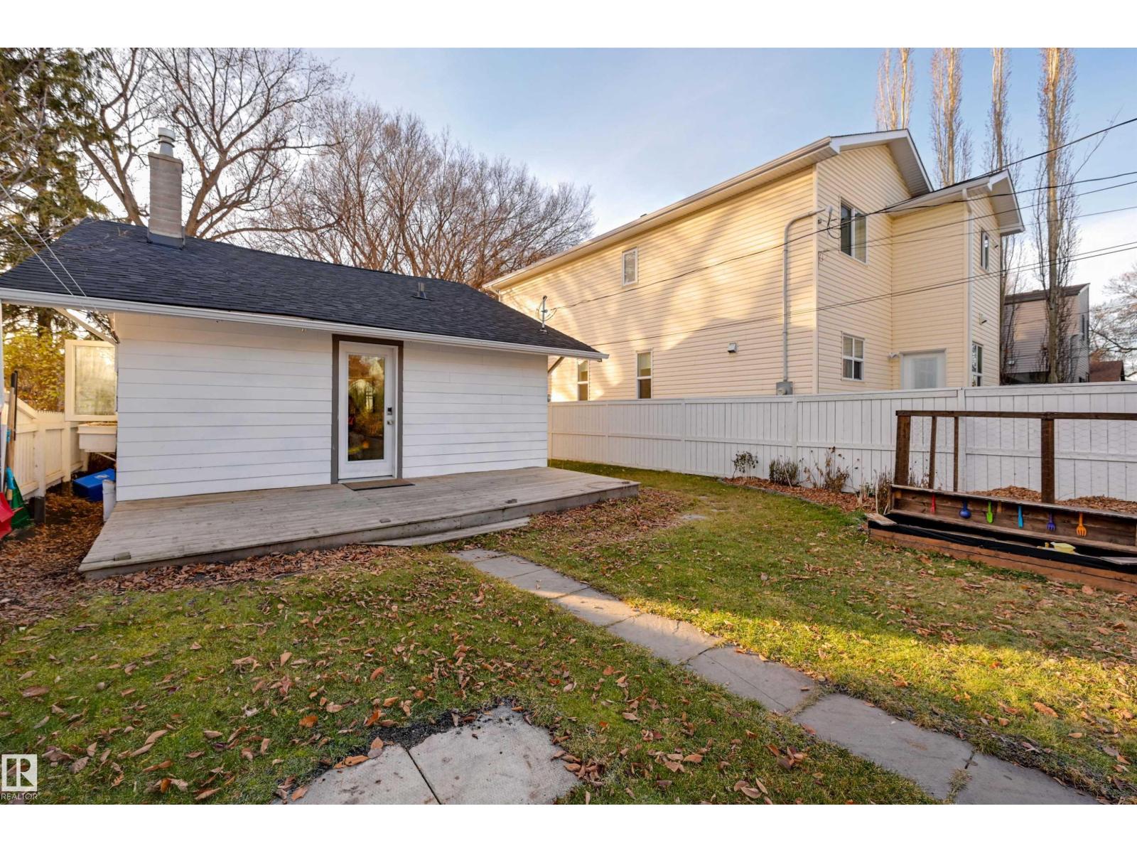 11227 69 St Nw, Edmonton, Alberta  T5B 1R6 - Photo 38 - E4465670