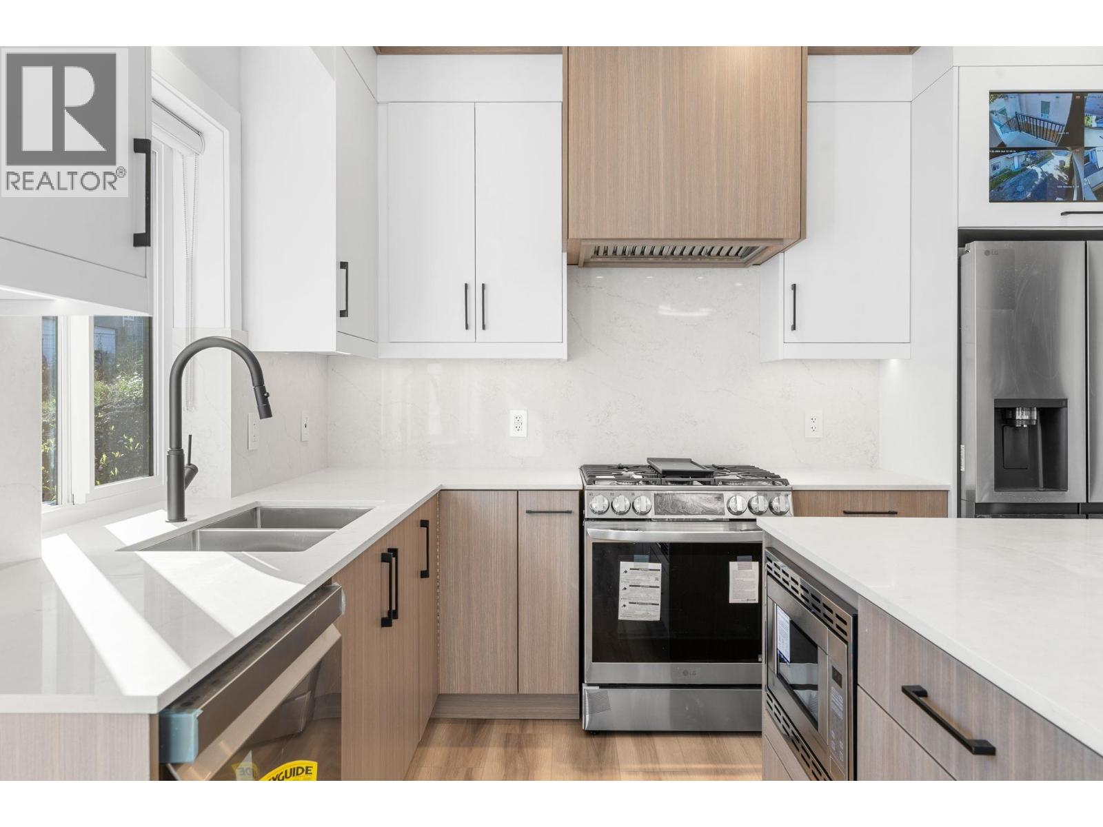 4318 Nanaimo Street, Vancouver, British Columbia  V5N 5J1 - Photo 13 - R3055330