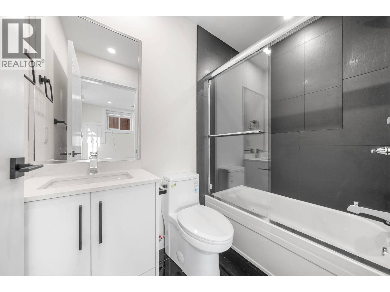 4318 Nanaimo Street, Vancouver, British Columbia  V5N 5J1 - Photo 21 - R3055330