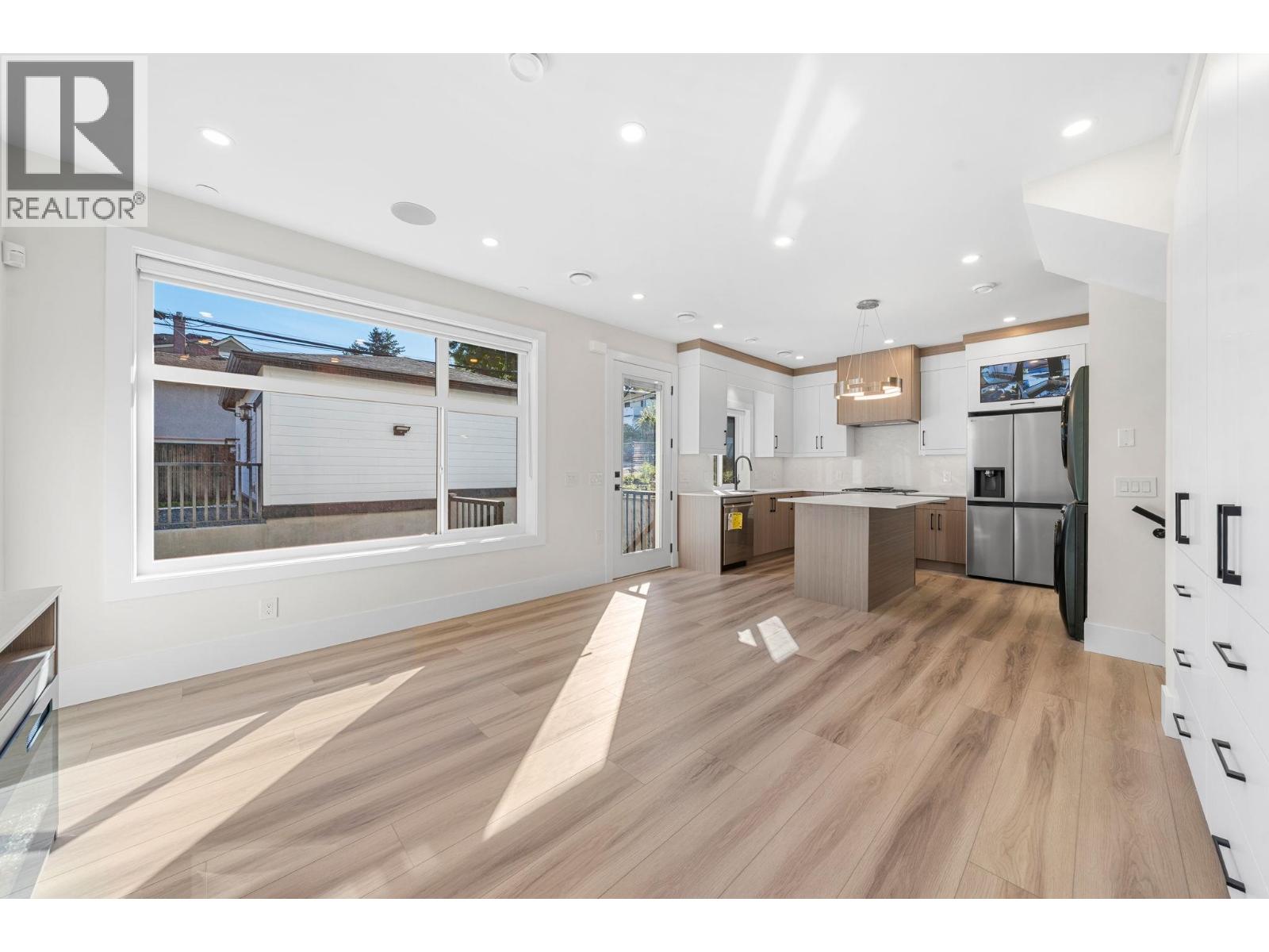 4318 Nanaimo Street, Vancouver, British Columbia  V5N 5J1 - Photo 8 - R3055330