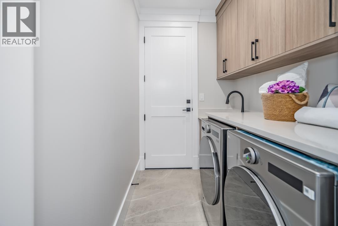 3608 Pleasant Street, Richmond, British Columbia  V7E 2P8 - Photo 11 - R3067284