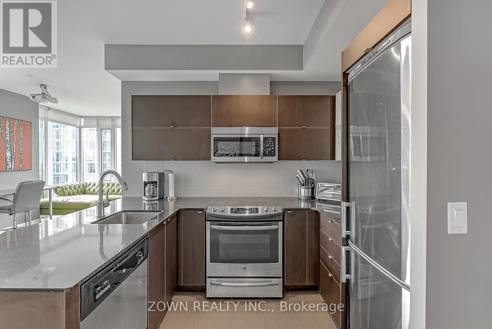 Ph09 - 170 Fort York Boulevard, Toronto, Ontario  M5V 0E6 - Photo 4 - C12541412