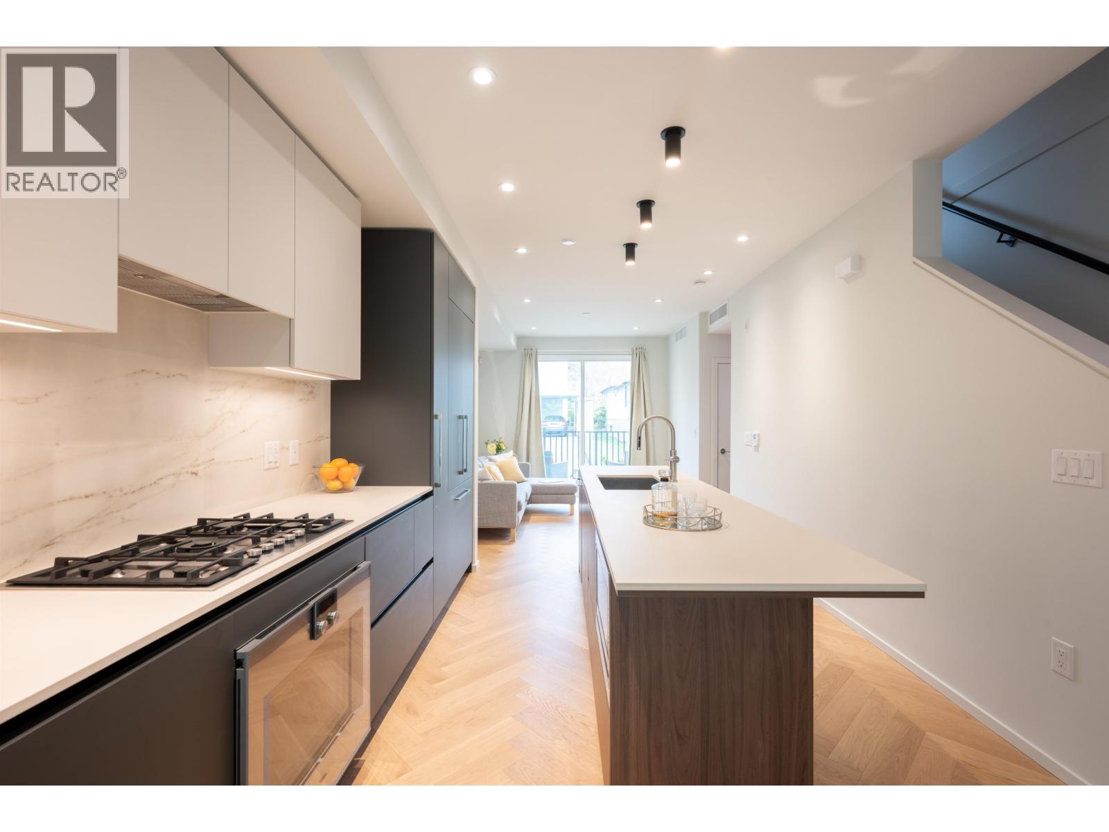 173 805 W 49th Avenue, Vancouver, British Columbia V5Z 0A1 - Photo 7 - R3067336