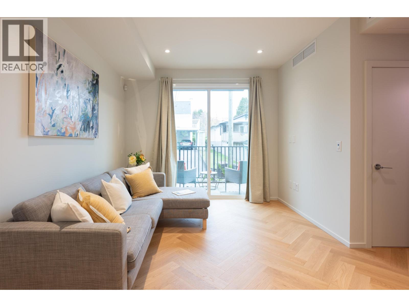 173 805 W 49th Avenue, Vancouver, British Columbia V5Z 0A1 - Photo 4 - R3067336