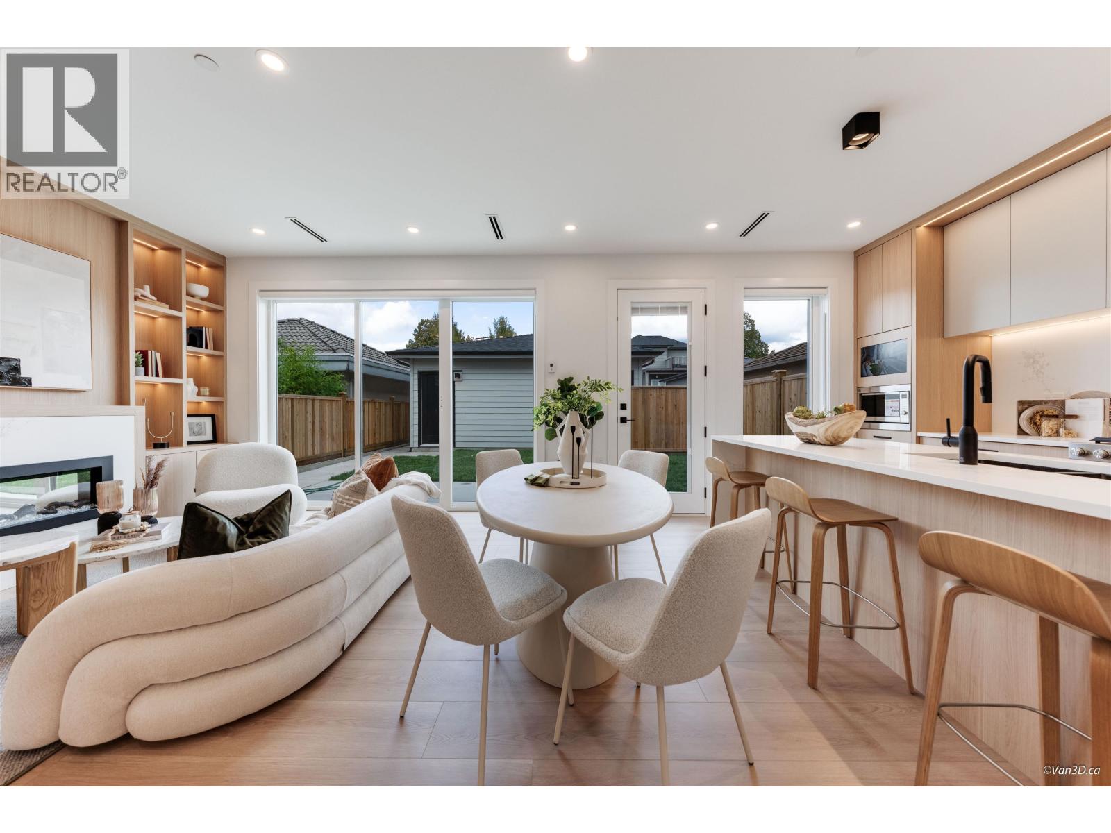 2 3121 E 46th Avenue, Vancouver, British Columbia  V5S 1B1 - Photo 9 - R3067123