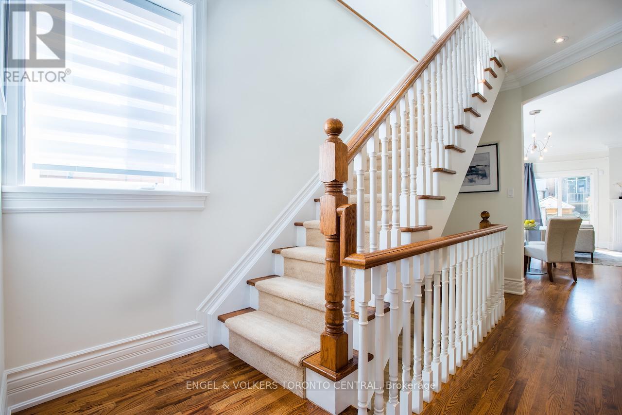 224 Randolph Road, Toronto, Ontario  M4G 3S7 - Photo 11 - C12543542