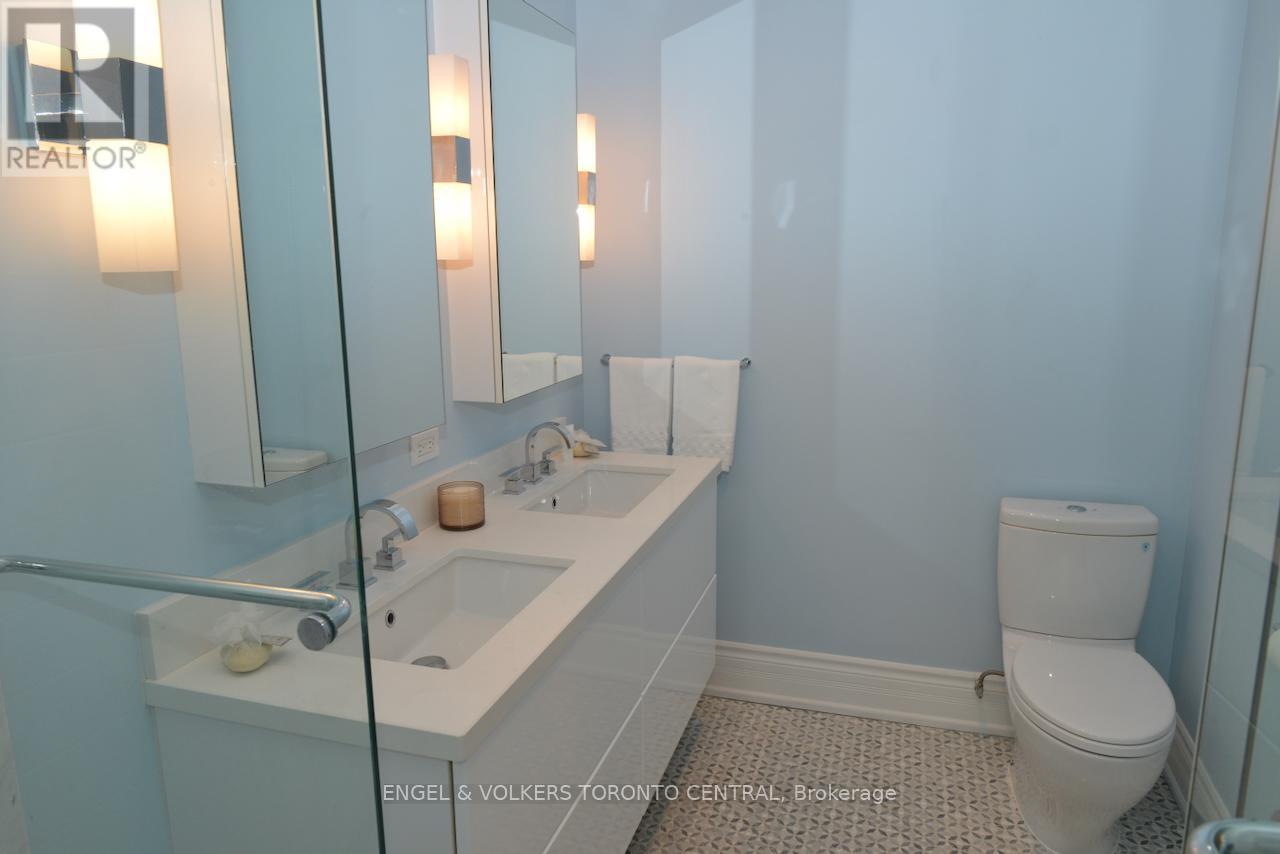 224 Randolph Road, Toronto, Ontario  M4G 3S7 - Photo 14 - C12543542